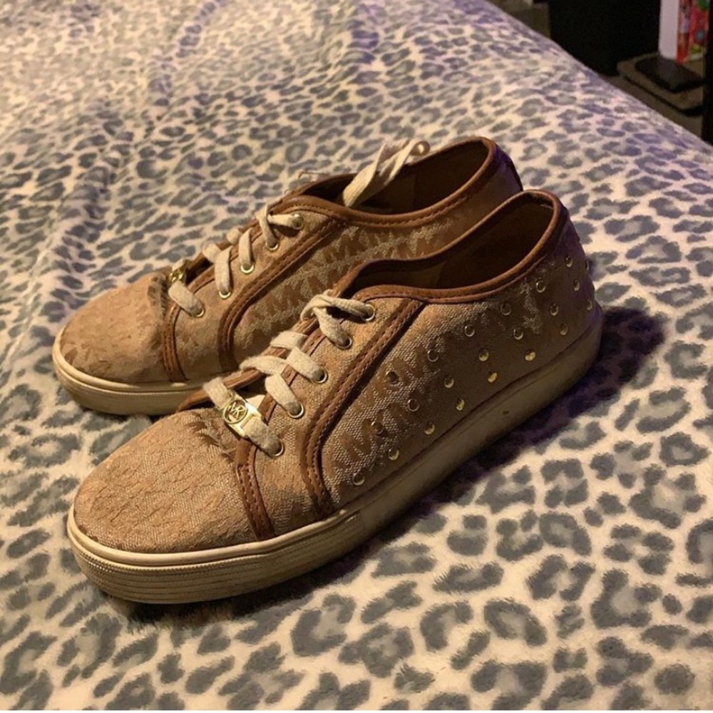MK shoes